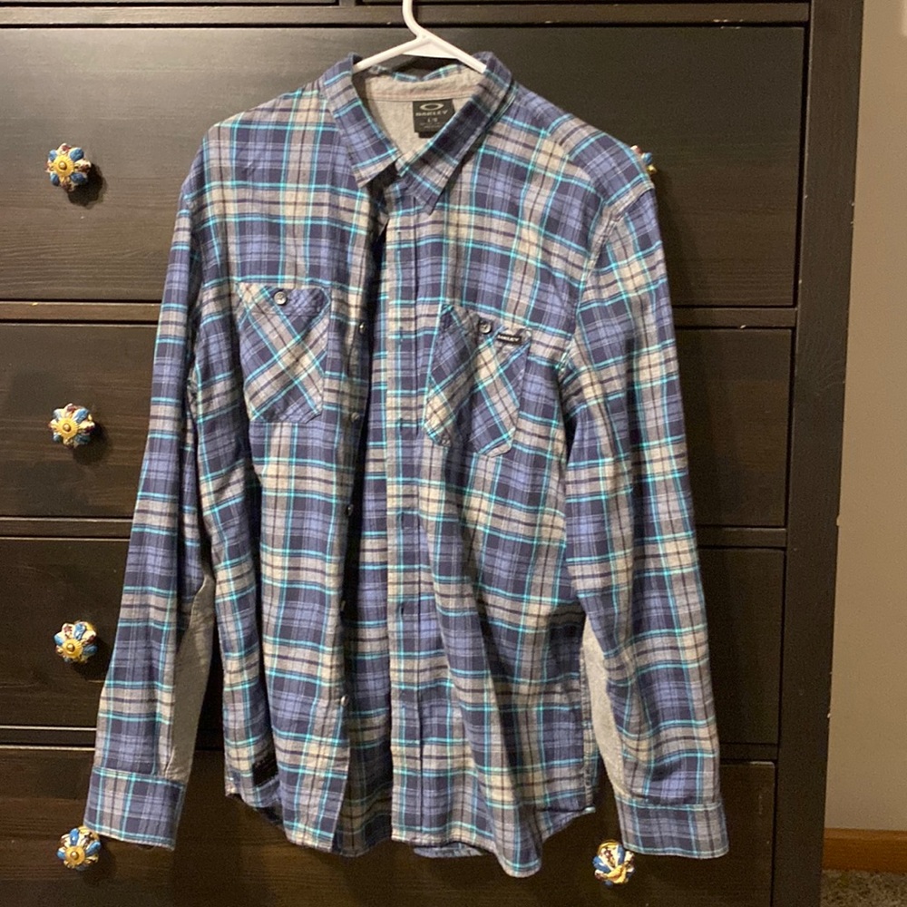 Oakley flannel